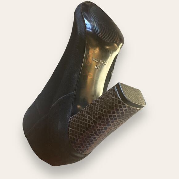 Nine West Black Suede Almond Toe Ankle Bootie Size 6.5 M NWOB - Picture 7 of 9